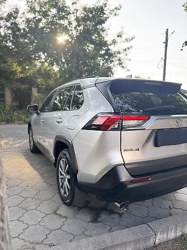 byd e2 2019: Toyota RAV4: 2019 г., 2.5 л, Автомат, Бензин, Кроссовер — 4