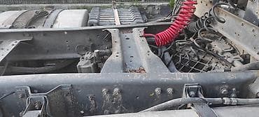 byd leopard 3: Тягач, DAF, 2000 г. — 6