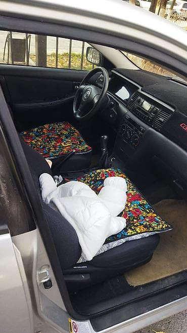 акорд 1992: Toyota Corolla: 2003 г., 1.4 л, Механика, Бензин, Седан — 2