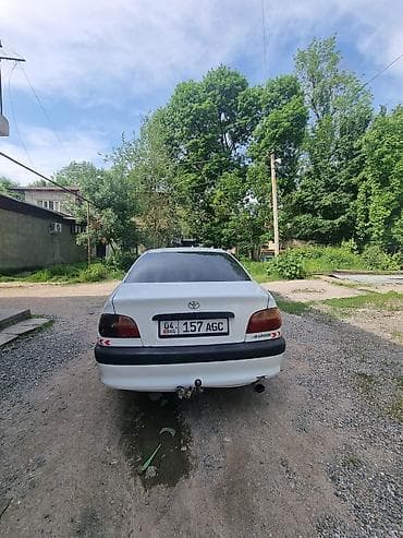 mazda 323: Toyota Avensis: 1999 г., 1.6 л, Механика, Бензин, Седан — 4