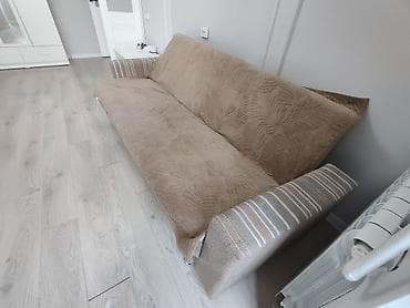 Другая мебель: Прямой диван, Б/у — 2