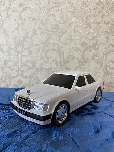 limited edition: Mercedes-Benz W124 на радиоуправление Дальность управления — 9