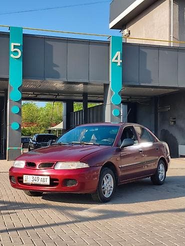 Mitsubishi Carisma: 1998 г., 1.6 л, Механика, Бензин, Седан