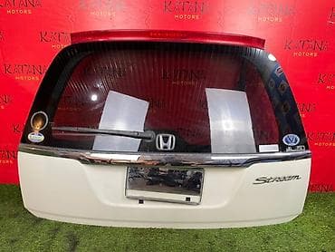 kat: Крышка багажника Honda Stream RN-3 K20A — 1