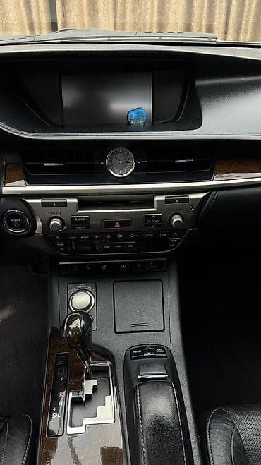Продажа авто: Lexus ES: 2014 г., 2.5 л, Вариатор, Гибрид, Седан — 6