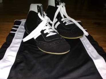 борцовка для борьбы: Трико для борьбы! ADIDAS Борцовки: ADIDAS Качество: высшее!!! Размеры — 8