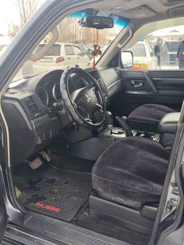 Продажа авто: Mitsubishi Pajero: 2007 г., 3.2 л, Автомат, Дизель — 10