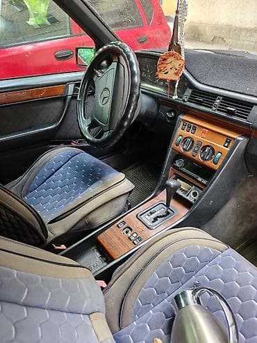 w21: Mercedes-Benz W124: 1995 г., 2.2 л, Автомат, Бензин, Универсал — 6