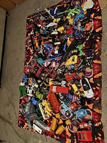 energy box: Большой лот детских игрушек разной тематики Состав по фото: - — 6