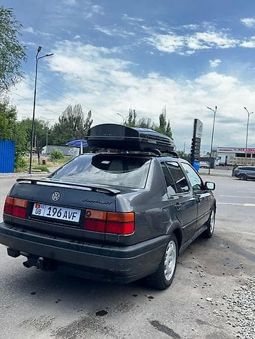 фолсваген джета: Volkswagen Vento: 1993 г., 2 л, Механика, Бензин, Седан — 5