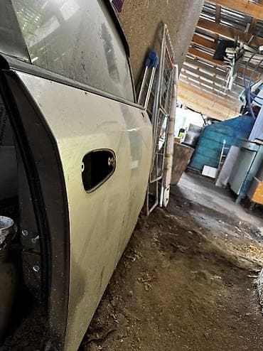 mers 212: Крыло и дверь от Honda Stream золотистого цвета Крыло белое от ЦРВ — 4