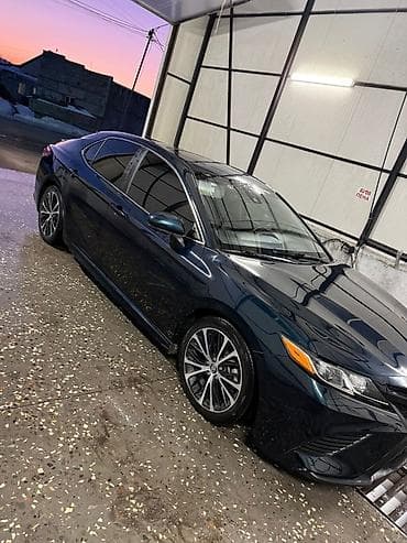 Ford: Toyota Camry: 2019 г., 2.5 л, Автомат, Бензин, Седан — 2