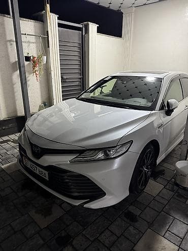 Продажа авто: Toyota Camry: 2019 г., Гибрид — 8