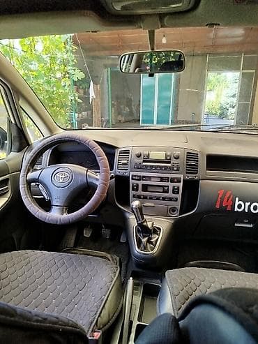 тайота корола версо: Toyota Corolla Verso: 2002 г., 2 л, Механика, Дизель, Универсал — 5