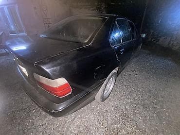 Продажа авто: BMW 3 series: 1993 г., 1.8 л, Механика, Бензин, Седан — 6