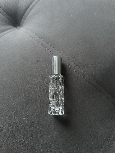 Продаю Versace Eros EDT (оригинальный) в 10мл флаконе. Потрачено всего