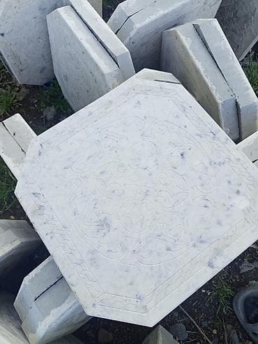 Декоративные каменные плиты с резным орнаментом - Материал