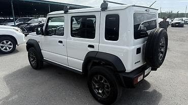 jet sky: Suzuki Jimny: 2023 г., 1.5 л, Механика, Бензин, Внедорожник — 9