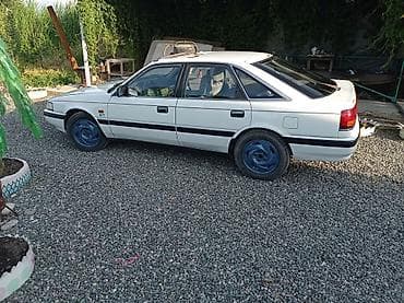 только обмен авто: Mazda 626: 1988 г., 2 л, Механика, Бензин, Хэтчбэк — 3