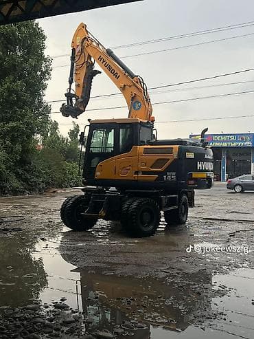 17 5: Экскаватор, Hyundai, Колесный — 2