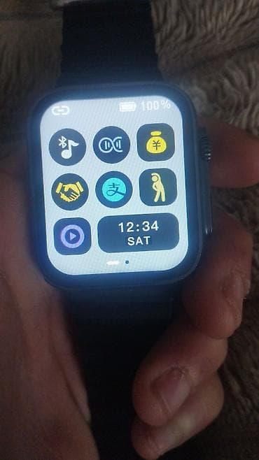 смарт дисплей на ножке: Смарт‑часы с прямоугольным дисплеем и черным ремешком Основные — 3