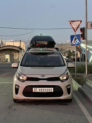 Kia Morning: 2017 г., 1 л, Автомат, Бензин, Хетчбек — 1