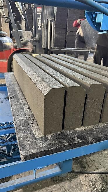 меняю на баран: Тротуарный бордюр, Бетонный, Другие особенности, 1000 — 5