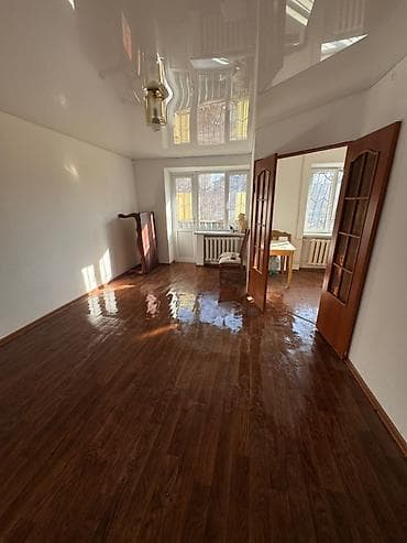 1 бөлмө, 30 м², Хрущевка, 2 кабат, Евроремонт lalafo.kg да 1 бөлмө, 30 м², Хрущевка, 2 кабат, Евроремонт