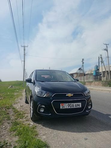 Chevrolet Spark: 2018 г., 1 л, Вариатор, Бензин, Хэтчбэк
