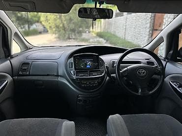 Toyota Estima: 2003 г., 3 л, Автомат, Бензин, Вэн/Минивэн — 9