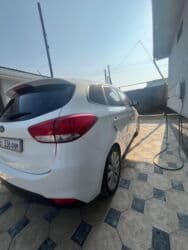 ниссан сани дизель: Kia Carens: 2017 г., 1.7 л, Робот, Дизель, Универсал — 6