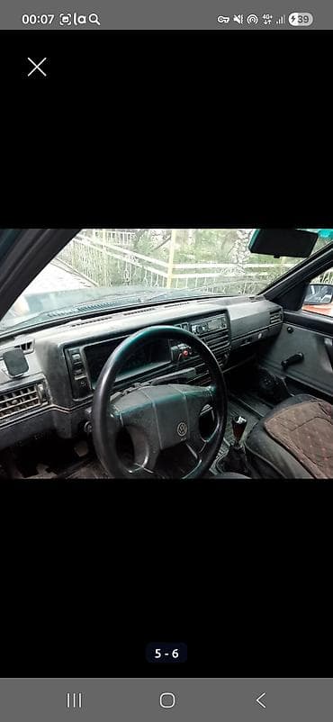 jac js6: Volkswagen Golf: 1992 г., 1.6 л, Механика, Газ, Хэтчбэк — 3