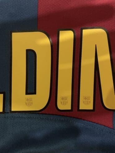 фудбол: Игровая футболка ФК Барселона с именем и номером Роналдиньо (10) — 4