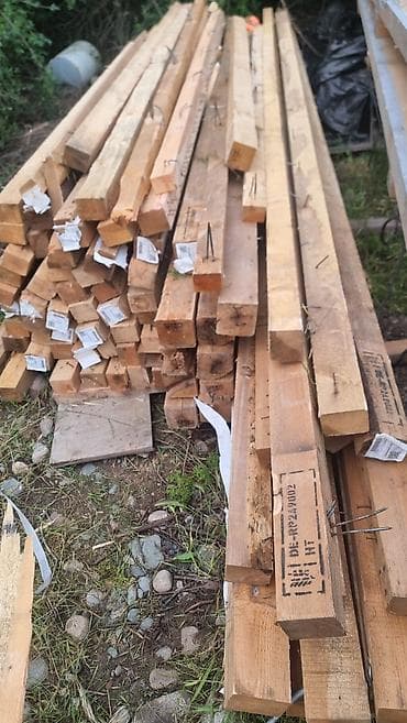 брус 200х200 6 метров: Продается деревянные квадратные брусья обрезные. Размеры 80ммх80мм; — 3