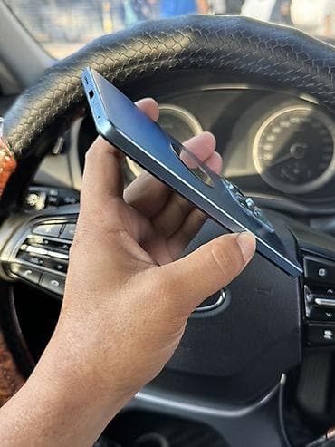 poco 4 gt: Poco X5 Pro 5G, Б/у, 256 ГБ, цвет - Голубой, 2 SIM — 7
