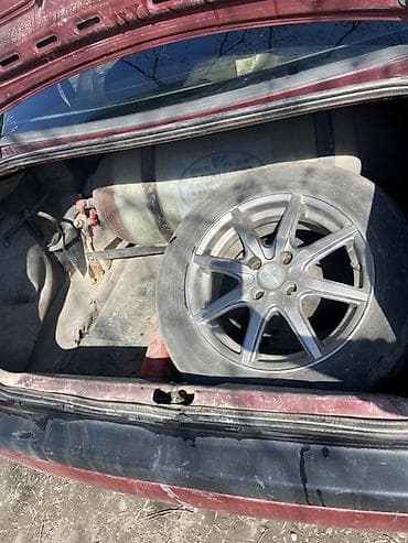 вольксваген венто: Volkswagen Vento: 1994 г., 1.8 л, Ручные, Газ, Седан — 4