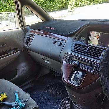 Транспорт: Honda Odyssey: 2001 г., 2.3 л, Газ — 9