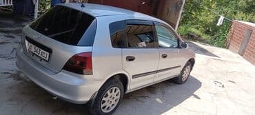 коробка на цивик: Автомобиль Honda Civic в кузове хэтчбек, серебристого цвета. Модель — 2