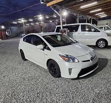 jac 9: Toyota Prius: 2015 г., 1.8 л, Вариатор, Гибрид, Хэтчбэк — 1