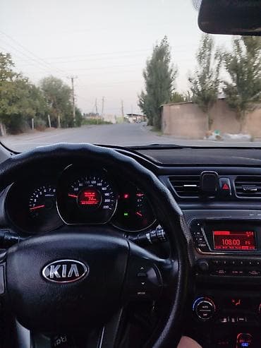 рио машина: Kia Rio: 2013 г., 1.6 л, Механика, Бензин, Седан — 5