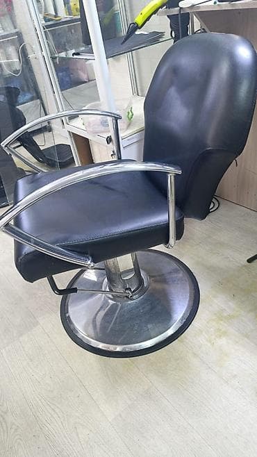 продаю парикмахерское кресло: Парикмахерское кресло на гидравлике - Плавная гидравлическая — 2