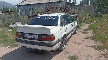 сапок посажирский: Volkswagen Passat: 1992 г., 1.8 л, Механика, Бензин, Седан — 4