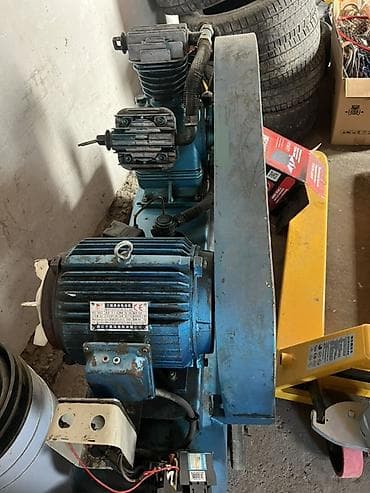 Компрессоры: Компрессор Для покраски, Электрический, Поршневой, Б/у — 2