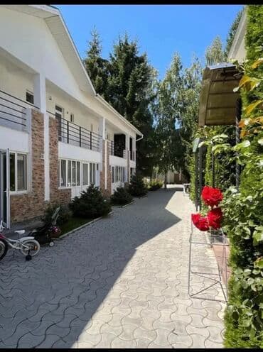 Квартира, Каприз квартира ЦО Каприз, Чолпон-Ата, Детская площадка, Парковка, стоянка, Охраняемая территория