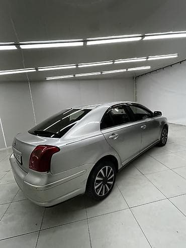 step 2: Toyota Avensis: 2004 г., 1.8 л, Автомат, Бензин, Хэтчбэк — 2