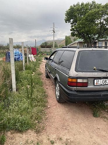 Транспорт: Volkswagen Passat Variant: 1991 г., 2 л, Кол менен иштөөчү, Бензин, Универсал — 2