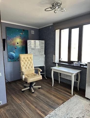 Үйлөр: 280 м², 8 бөлмө, Жылытылган, Жылуу пол, Брондолгон эшиктер — 2