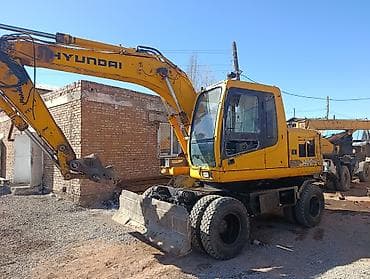 Экскаватор, Hyundai, 2004 г., Колесный at lalafo.kg Экскаватор, Hyundai, 2004 г., Колесный