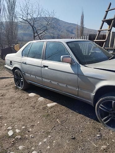 bmv e32: BMW 7 series: 1990 г., Седан — 2