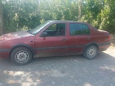 Унаа сатуу: Volkswagen Vento: 1994 г., 1.8 л, Кол менен иштөөчү, Бензин, Седан — 8